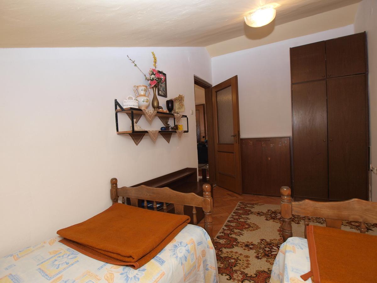 Apartments Slavica 382 Pula Eksteriør bilde